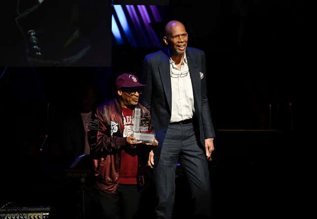 Image for article titled Harlem’s Apollo Theater Held Its Annual Spring Benefit and It Was One Big Summer Party