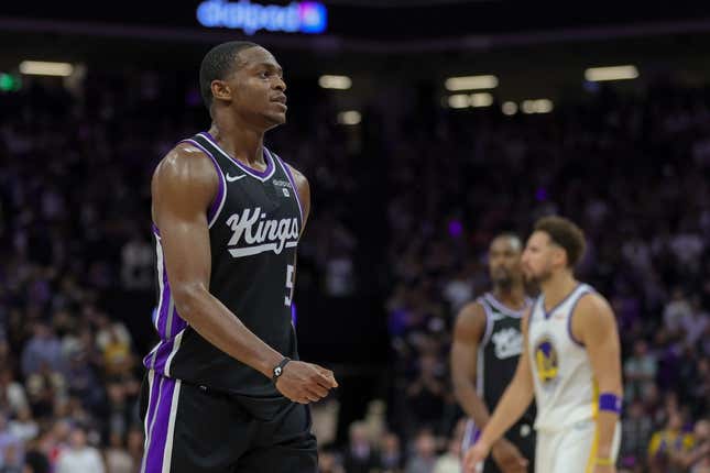 Oct 27, 2023; Sacramento, California, USA; Sacramento Kings guard De&#39;Aaron Fox (5) looks on during the fourth quarter against the Golden State Warriors at Golden 1 Center.