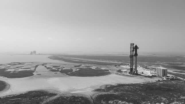 Starship on the launch pad ahead of an April 2023 flight test. 