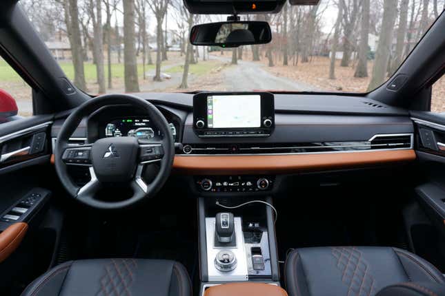 2024 Mitsubishi Outlander PHEV interior