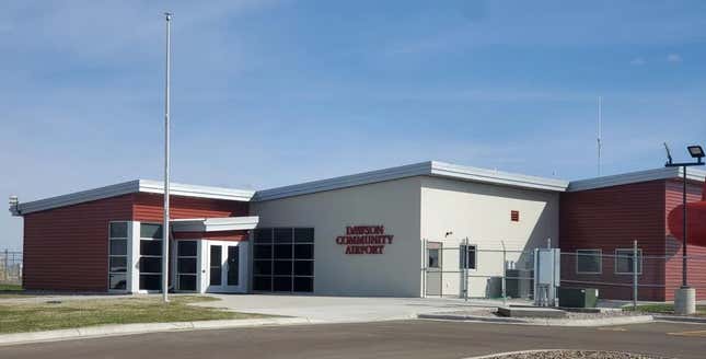 Image for article titled 7 of the smallest commercial airports in America