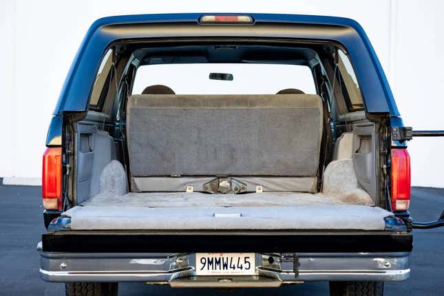 Image for article titled At $17,000, Is This 1994 Ford Bronco XLT A Bucking Good Deal?