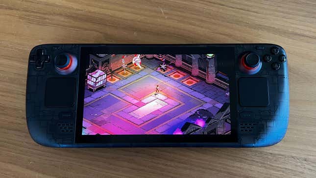 Valve Remodels the Steam Deck With OLED Screens