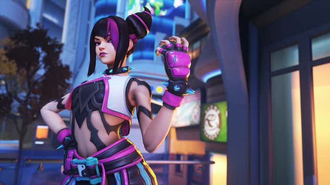 Kiriko dressed as Juri.