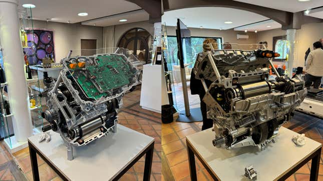 Cutaway of the electric motor housing of a Mercedes-Benz G580 EV