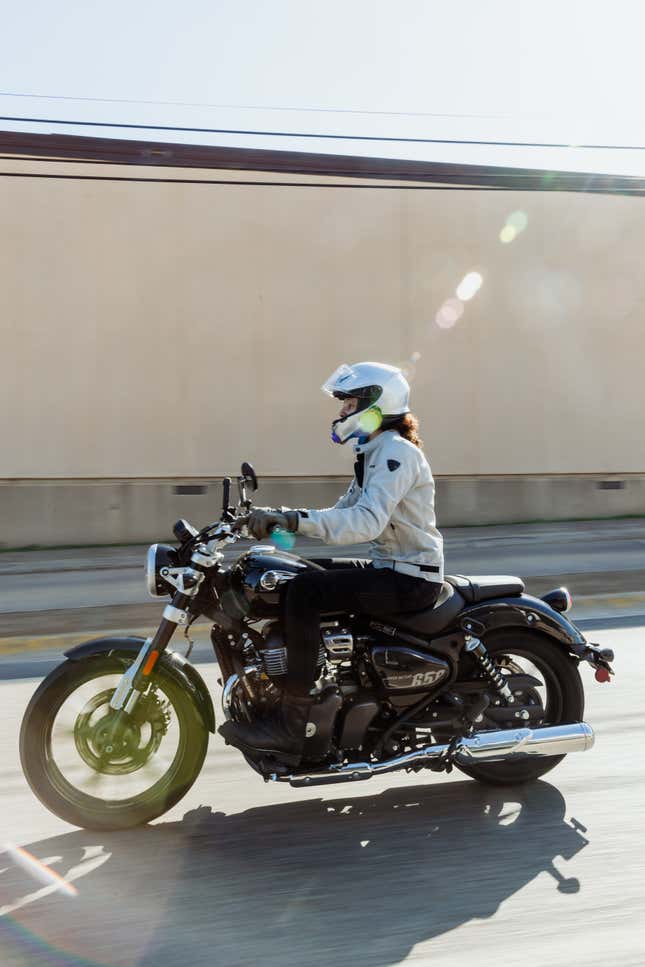 Image for article titled Royal Enfield Super Meteor 650: The Joy Of Motorcycling