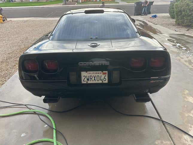 Image for article titled At $7,500, Would You Run To Buy This Non-Running 1990 Chevy Corvette ZR1?