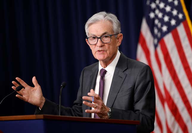 Image for article titled The Fed keeps interest rates steady as Powell warns that economic uncertainty is 'extremely elevated'