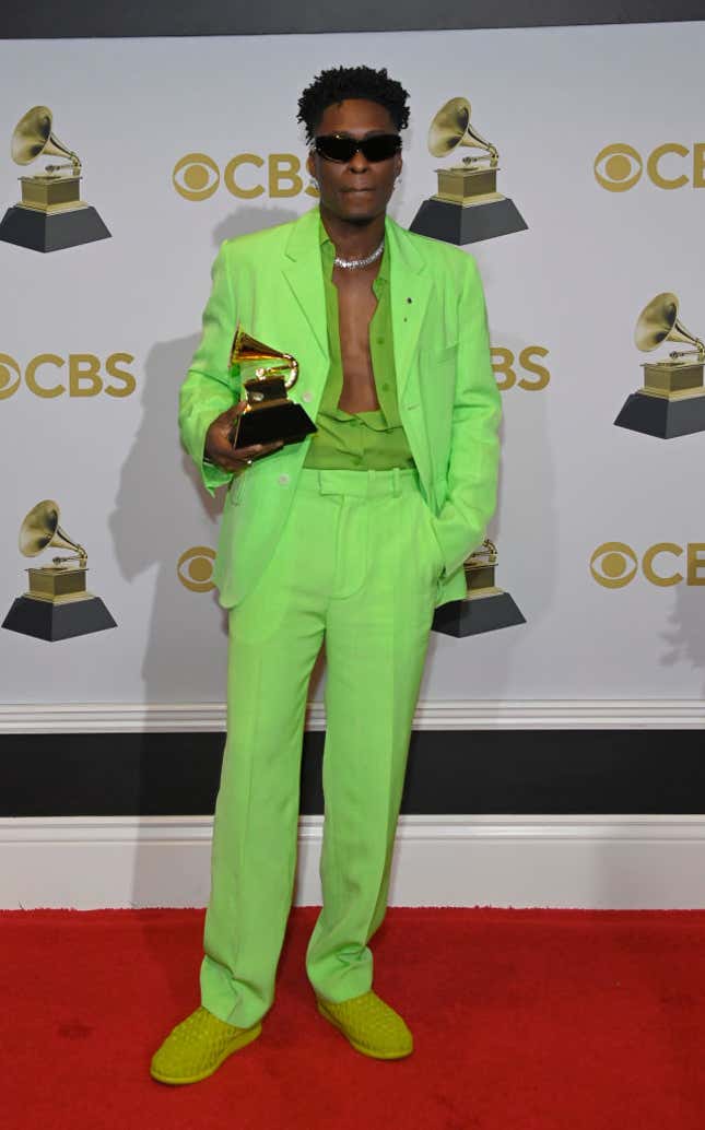 Image for article titled Grammys 2022: Red Carpet Looks