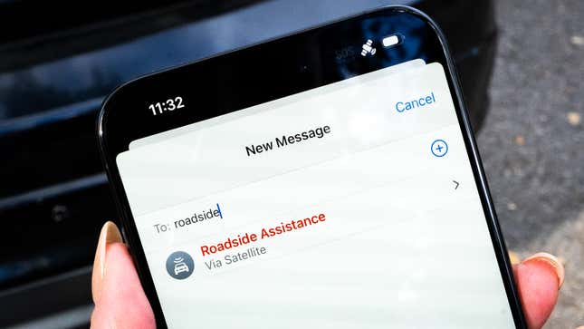 A photo showing what it looks like on iOS 17 when you type in asking for roadside assistance