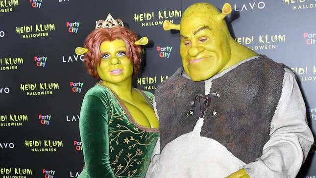 Let s look back at VMAN s cursed sexy Shrek themed spread