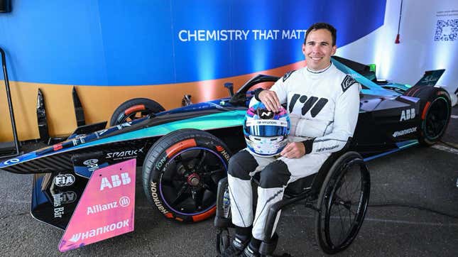 Image for article titled Robert Wickens Doesn&#39;t Have Full Use Of His Legs But He Can Still Kick Your Ass