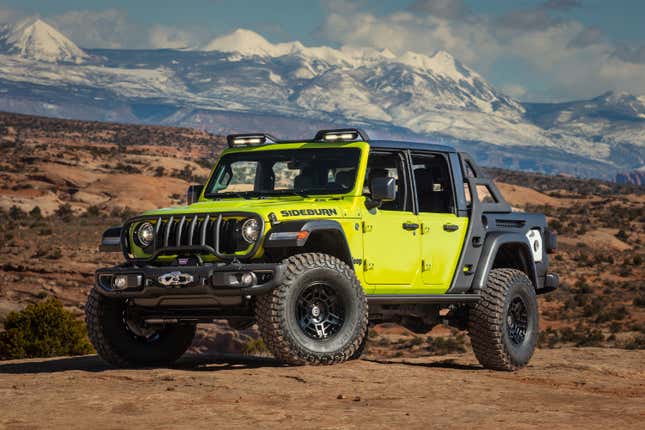 Image for article titled Just a Ton of Photos of the 2023 Easter Jeep Safari Concept Rigs