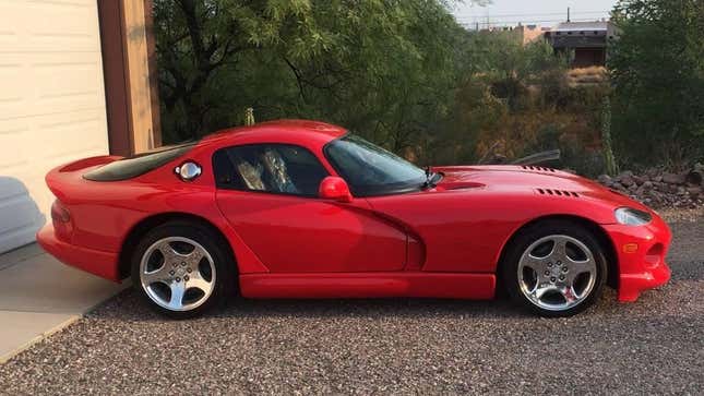 2002 Dodge Viper GTS