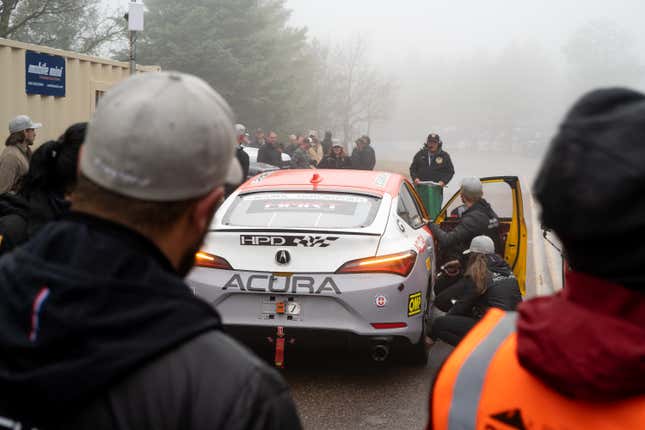 Image for article titled Views From the 2022 Pikes Peak International Hill Climb