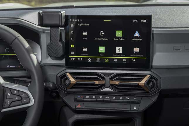 Close-up of the Dacia Duster's infotainment system