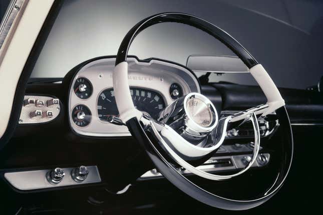 Image for article titled These Are The Old Car Features That Should Make A Comeback