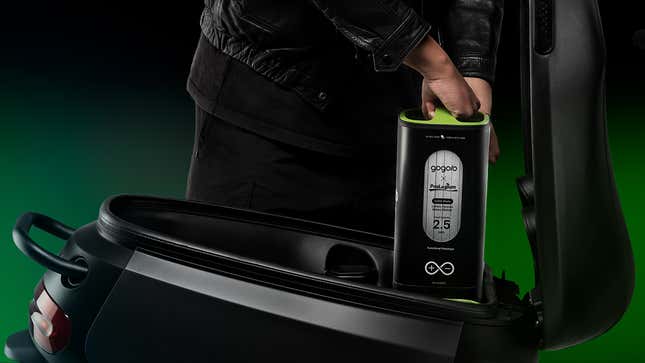 Image for article titled Gogoro Is Testing Swappable Solid State Batteries For Its Scooter Network