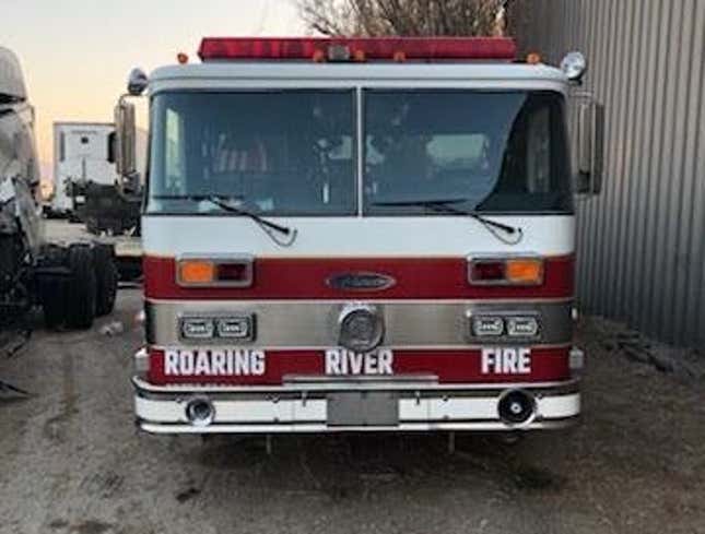 Image for article titled Two Jerks With Firetruck Arrested While Impersonating Firefighters During LA Wildfires