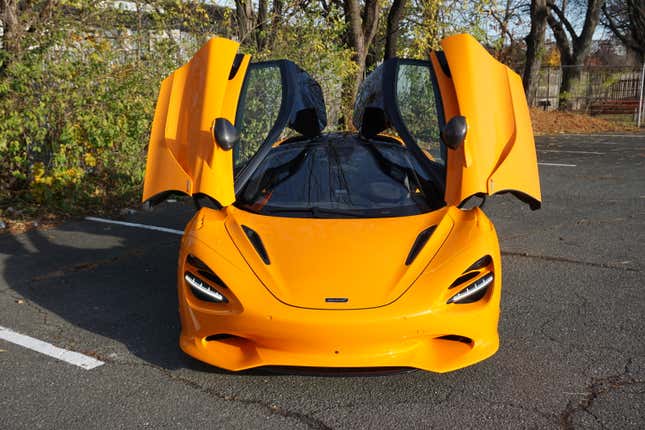 Image for article titled 2024 McLaren 750S Broke My Brain