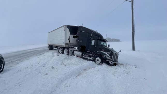 Image for article titled Winter Storm Diaz Strands More Than 70 Big Rigs in South Dakota