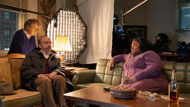 Director Alexander Payne with stars Paul Giamatti and Da’Vine Joy Randolph on the set of The Hangovers