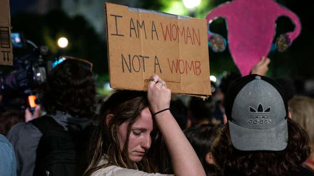 Image for article titled Abortion Rights Groups Are Planning a Massive Protest on May 14