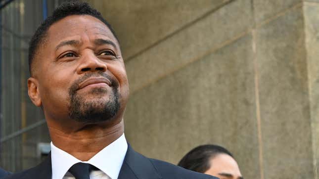 Cuba Gooding Jr. looks up as he departs his court arraignment in New York on October 15, 2019.