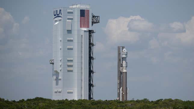 ULA’s Atlas V rocket was returned to its integration facility to replace a valve on the rocket’s upper stage.
