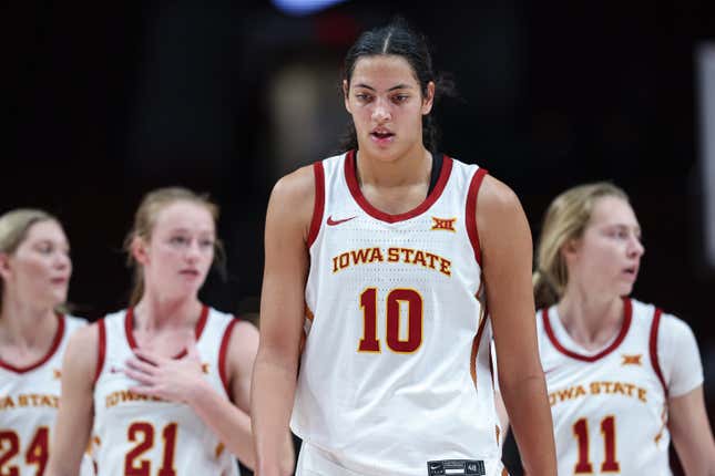 Image for article titled WNBA Draft Preview: If You Like Caitlin Clark, Here Are Players To Keep an Eye On