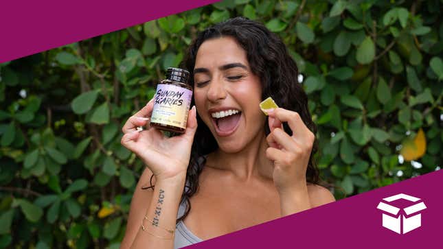 Image for article titled Relax Your Mind With Sunday Scaries Stress-Reducing Gummies for 30% off