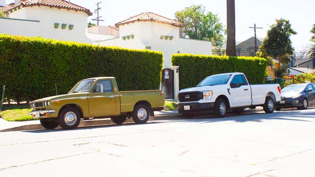 Image for article titled Here Are Two Single-Cab Pickup Trucks