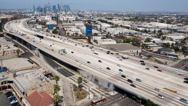 A photo of a busy highway. 