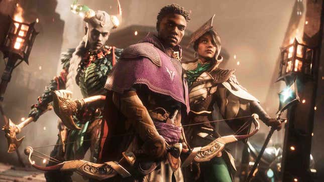 Dragon Age characters stand next to each other ready to fight. 