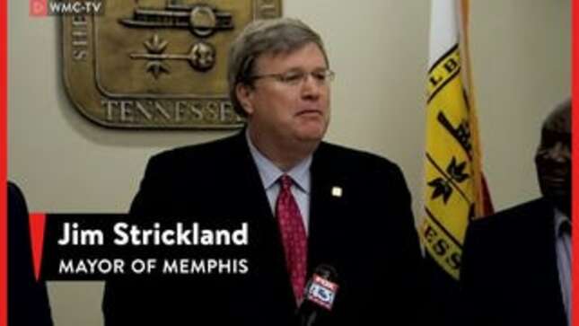 Memphis Removes Statue of Confederate General and KKK Founder From City Park<em></em>