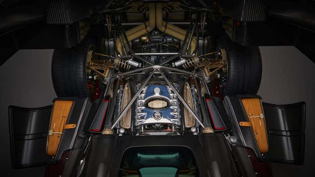 Pagani Utopia Roadster engine