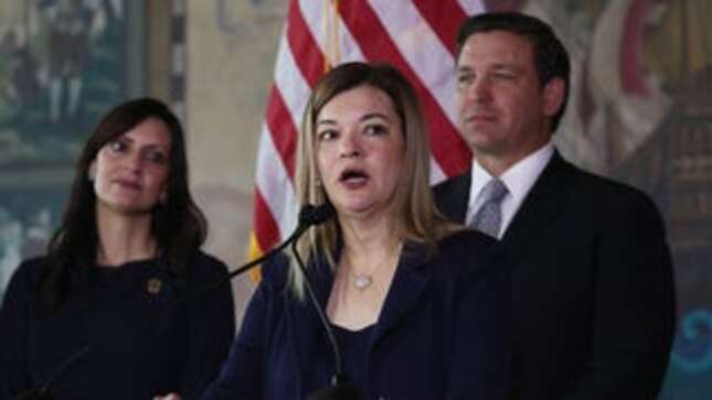 Trump-appointed federal appeals court judge Barbara Lagoa (center)