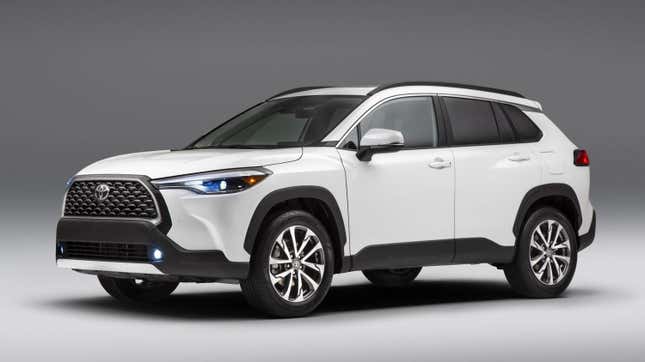 Image for article titled What Do You Want To Know About The 2022 Toyota Corolla Cross?