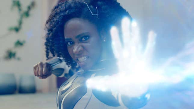 Teyonah Parris als Captain Monica Rambeau in „The Marvels“.