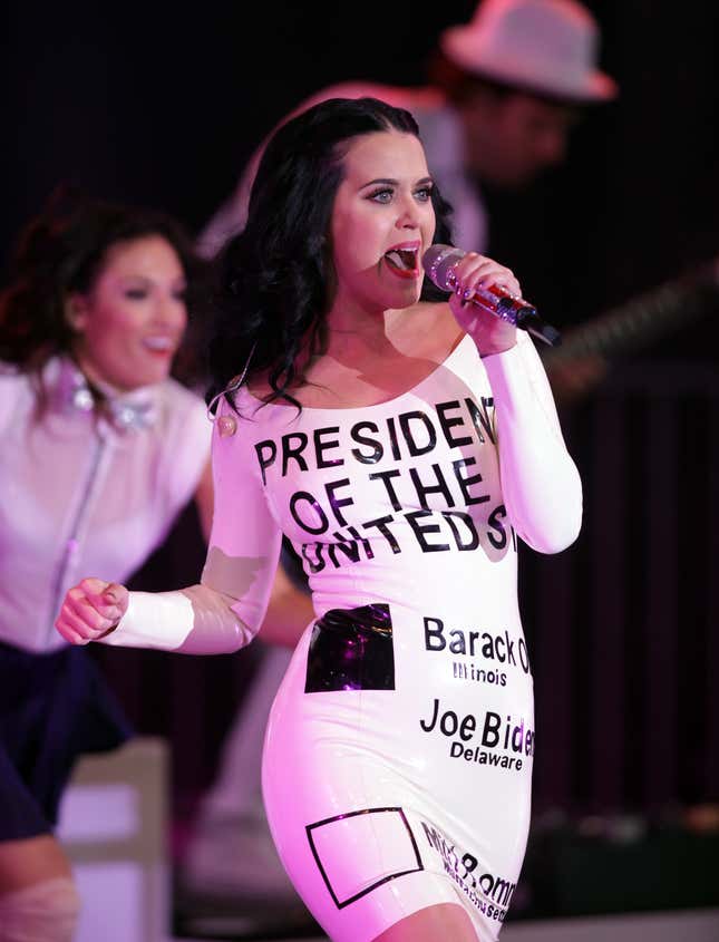 LAS VEGAS, NV - OCTOBER 24: Singer Katy Perry performs at a campaign rally for U.S. President Barack Obama at Doolittle Park on October 24, 2012 in Las Vegas, Nevada. Obama is on a 48-hour campaign tour of battleground states, including Colorado, Florida and Iowa. (Photo by John Gurzinski/Getty Images)