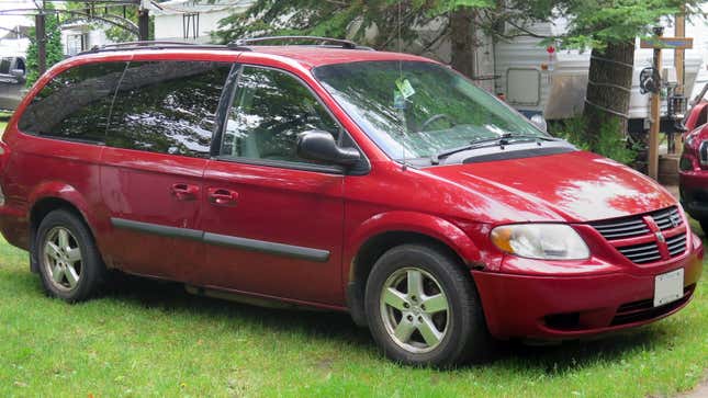 2007 Dodge Grand Caravan SXT photographed in Batchawana Bay, Ontario, Canada.