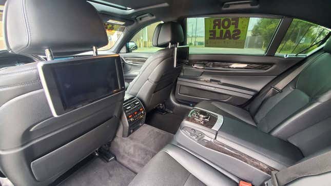 Image for article titled At $18,500, Is This 2014 BMW 750Li xDrive A Tech-Laden Bargain?