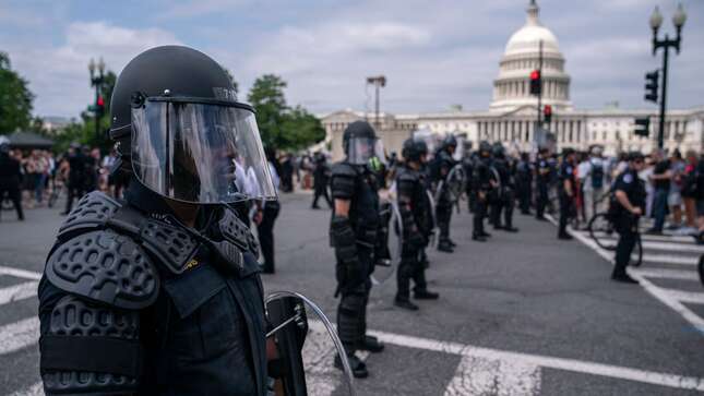 Police Spent the Weekend Brutalizing Abortion Rights Protesters