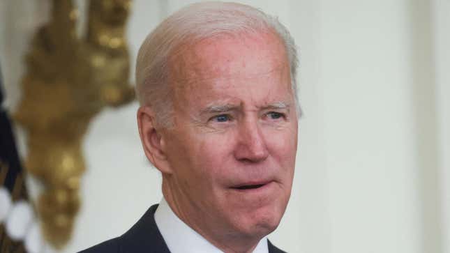 U.S. President Joe Biden pauses as he speaks about infrastructure jobs and job training in broadband, construction, and manufacturing following the passage of the Bipartisan Infrastructure Law, the CHIPS and Science Act and the Inflation Reduction Act during an event in the East Room of the White House in Washington, U.S., November 2, 2022. 