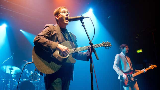 The Mountain Goats treten am 9. September 2010 im KOKO in London, England auf der Bühne auf.