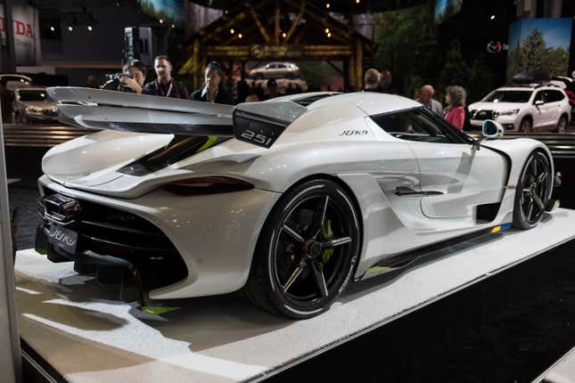 Image for article titled The Koenigsegg Jesko's Wing Is Big and Absurd and I'm Obsessed With It