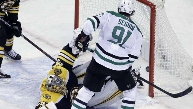 Tyler Seguin Made Precisely Three Bruins Look Stupid With His Overtime Goal
