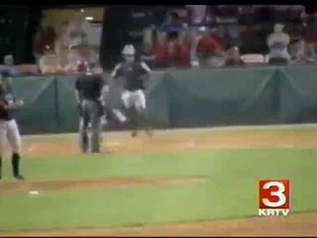 Game Ends As Raul Mondesi Jr. Forgets To Touch Home Plate After Game-Tying Home Run