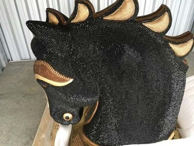 $11 Million Of Cocaine Found in Glittering, 881-Pound Horse Head