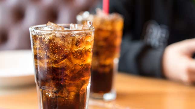 Image for article titled Study: List sugary sodas last and people won't order as many